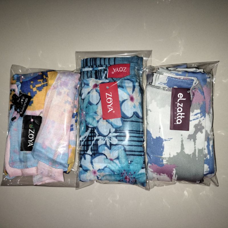 Hijab Segi Empat Motif (Zoya & Elzatta)