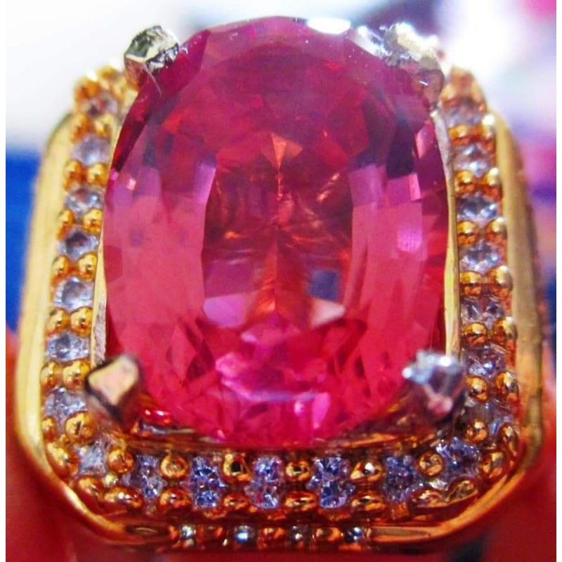ZULTANITE DIASPORE CHANGE COLOR LUSTER BIG SIZE