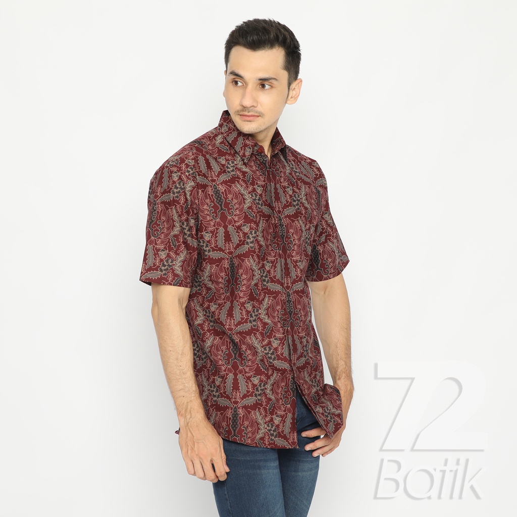 BATIK COUPLE MODERN Kemeja Rok Lilit Instan Batik Pria Lengan Pendek Premium Warna Merah Maroon Marun 728457 Cap 72 - Baju Kemeja Atasan Pakaian Batik Couple Cople Pria Cowok Laki Laki Remaja Keluarga Lengan Panjang Modern Slimfit Premium Kekinian