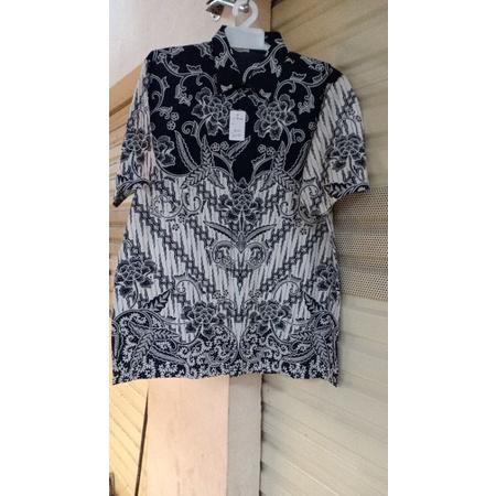 hem pendek danar hadi