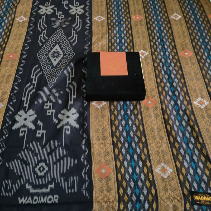 Sarung Wadimor Jacquard Classic