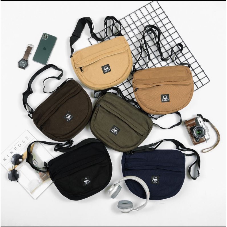 Tas Selempang Brey.Co Warna Hitam