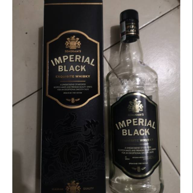 Botol bekas miras Seagrams Imperial black