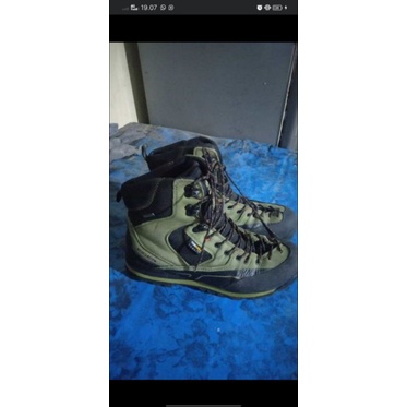 sepatu eiger phyton size 42