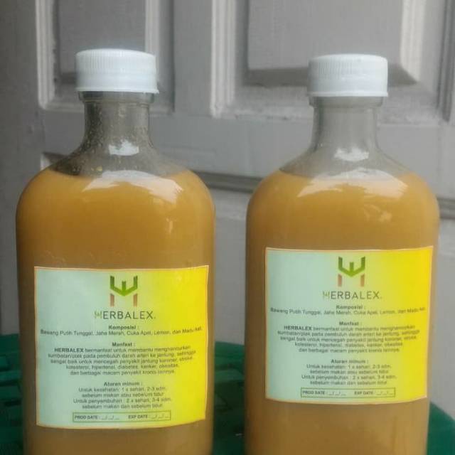 

Ramuan bawang putih tunggal, jahe merah, madu, lemon, cuka apel