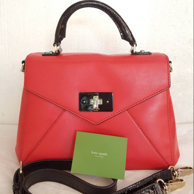 

Kate Spade Post Street Little Nadine Bag colour Red.