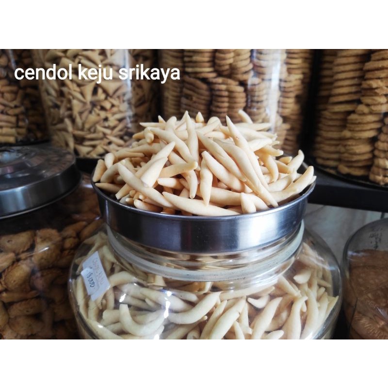 

Kue Cendol Keju Spesial (250gr)Gabus Keju,Stik Keju Kiloan