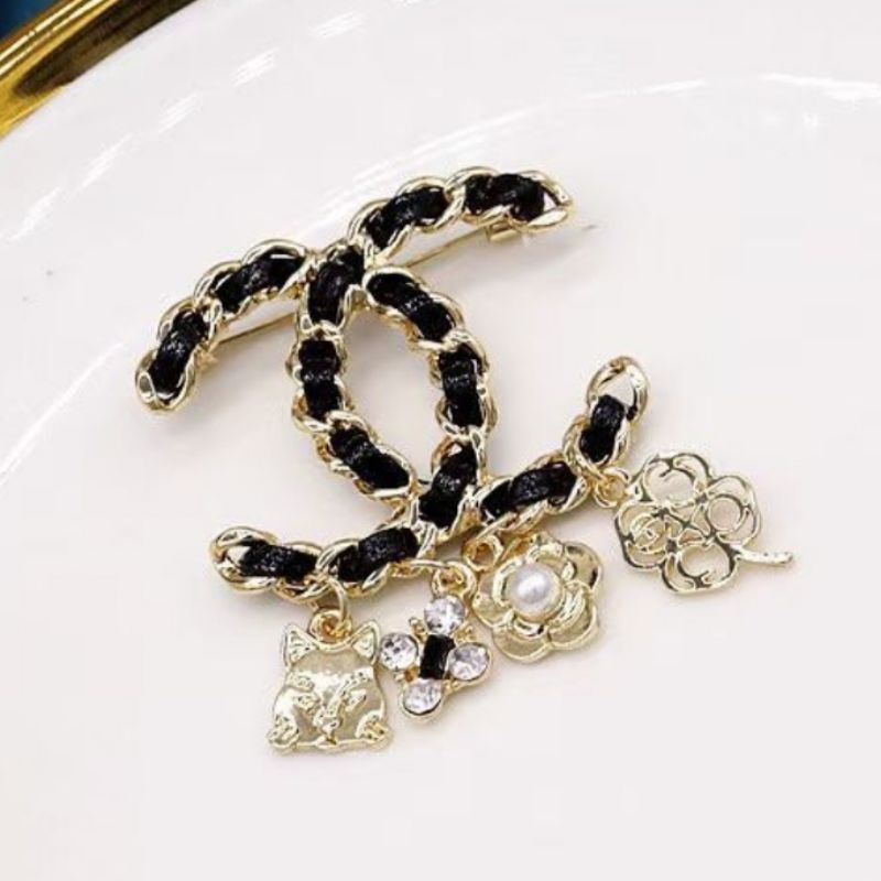 Restok Bros import Bros CH4N3L cantik untuk hiasan baju di dada kualitas Import Peniti Baju Import swarovsky bros Premium fashion import bahan Bagus B601