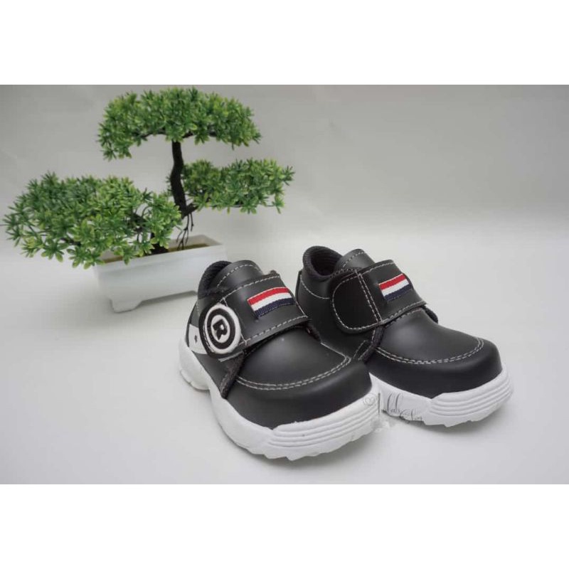 12.12 FLASH SALE DAY! SEPATU SNEAKERS ANAK LAKI-LAKI USIA 1-3TAHUN FA001