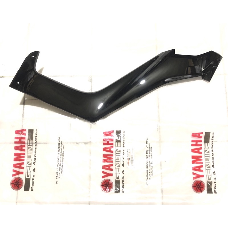 Cover Body Bawah Tengah Delta Box Nmax 2015-2019 Hitam Kiri Ori YGP Asli 2DP