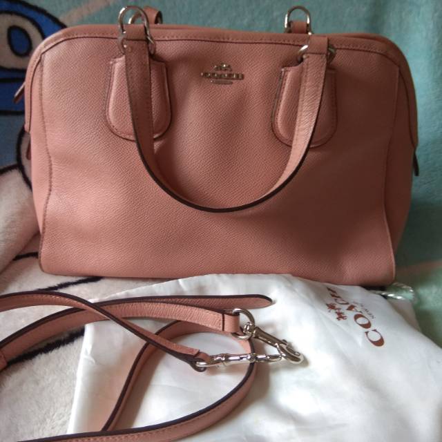 Preloved coach nolita