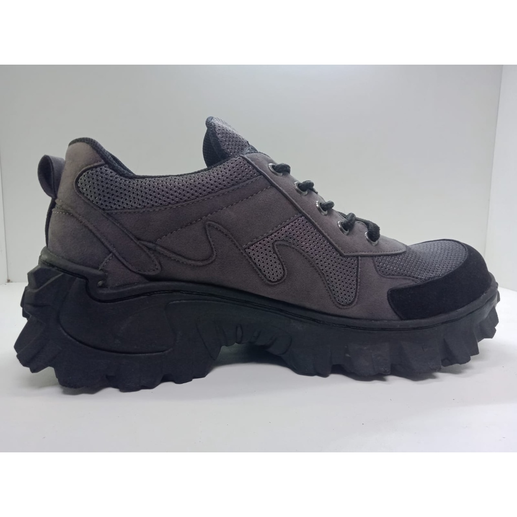 SEPATU SAFETY TERBARU SEPATU PRIA SAFETY BOOT SEPATU KERJA LAPANGAN