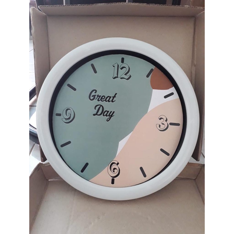HOKO Jam Dinding Unik Motif Karakter / Jam Dinding Analog Polos Diameter 27cm / Wall Clock-GREAT DAY