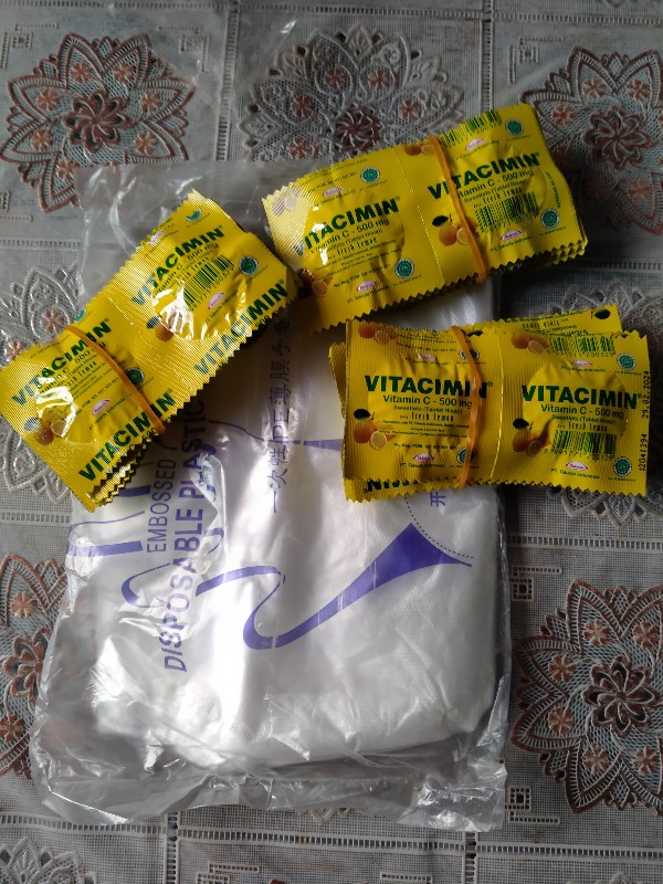 Sarung Tangan Plastik Isi 100pcs