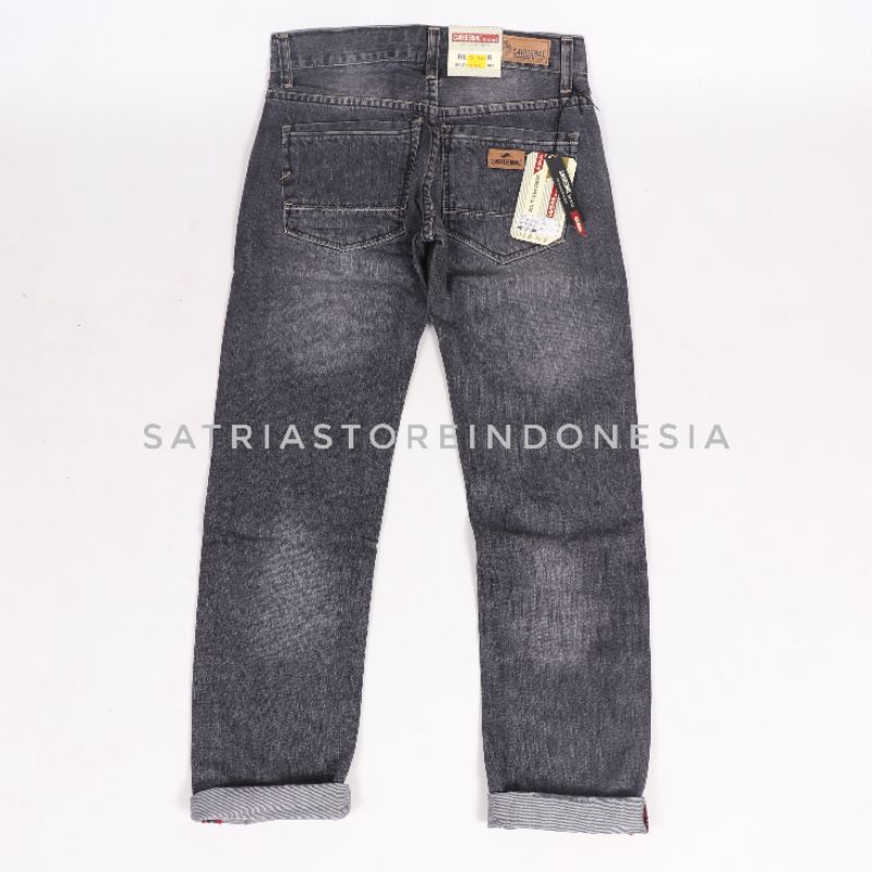 Celana jeans reguler pria