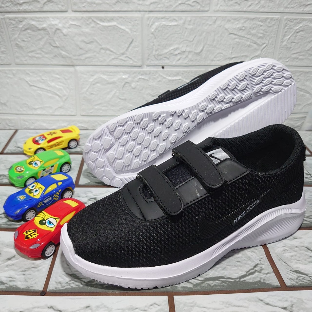 [PROMO] sepatu anak/sepatu sekolah hitam perekat/sepatu terbaru/sepatu anak laki laki perempuan/sepatu TK SD umur 4 5 6 7 8 9