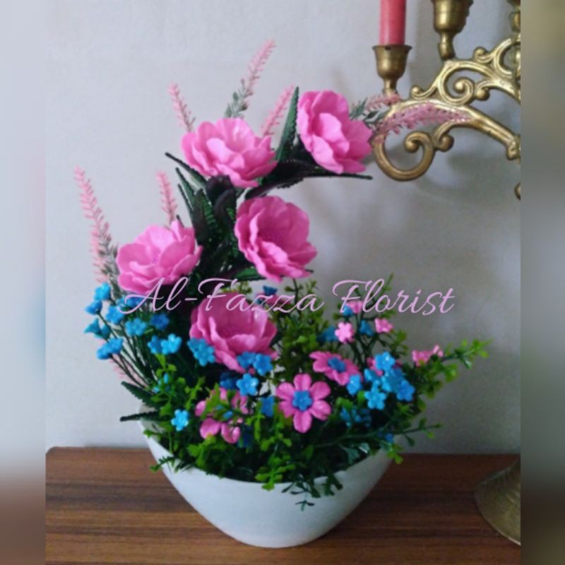 Bunga Mawar Pot Kapal