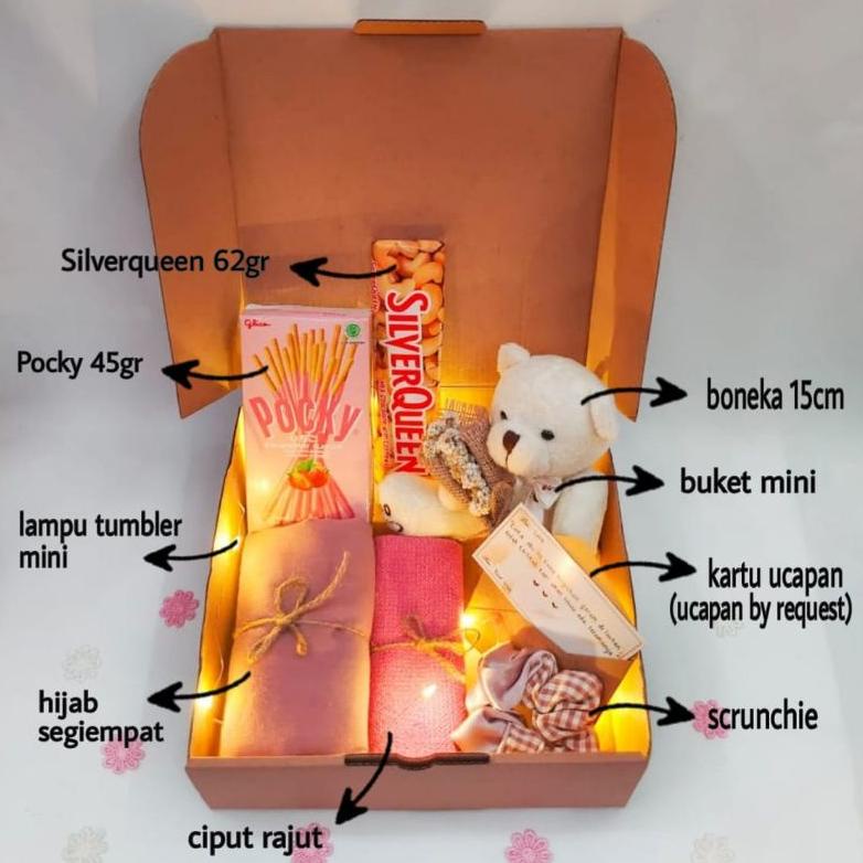 

Kado Ulang Tahun Cewek/ Hampers Kado Gift Box