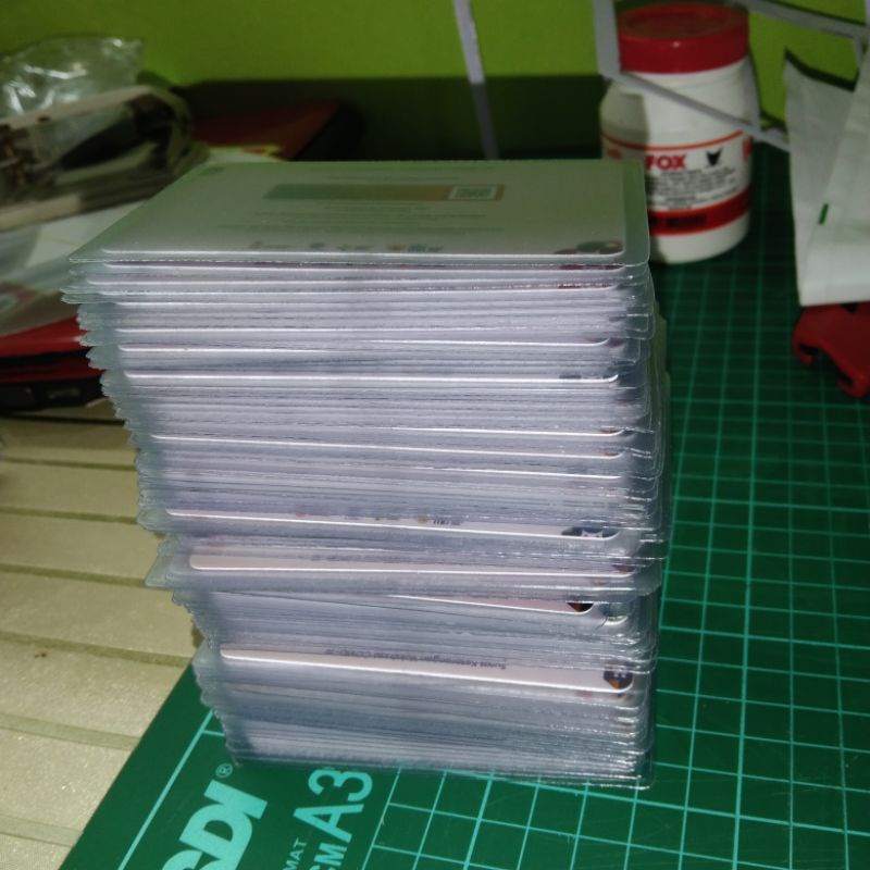 

card v