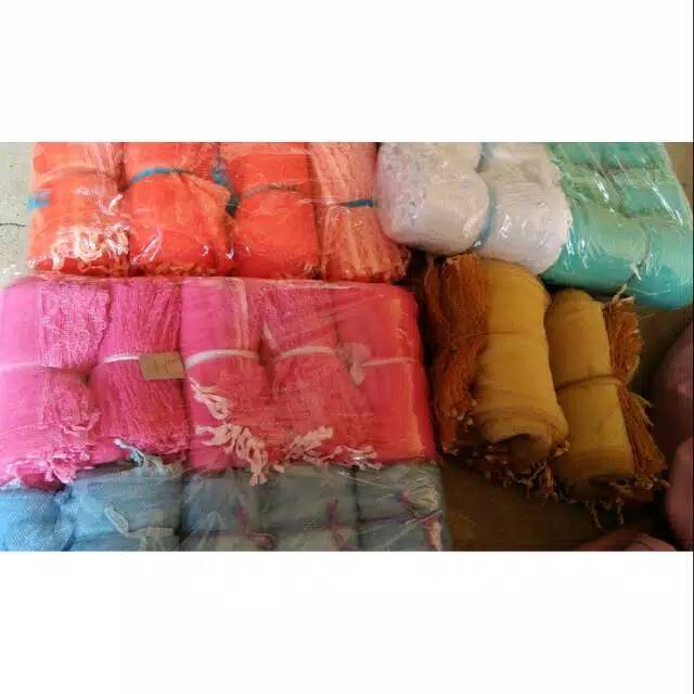 Kain tile kemasan souvenir mangkok bola