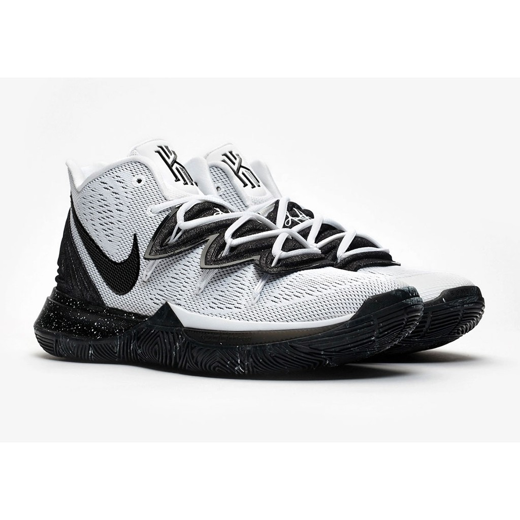 nike kyrie 5 oreo