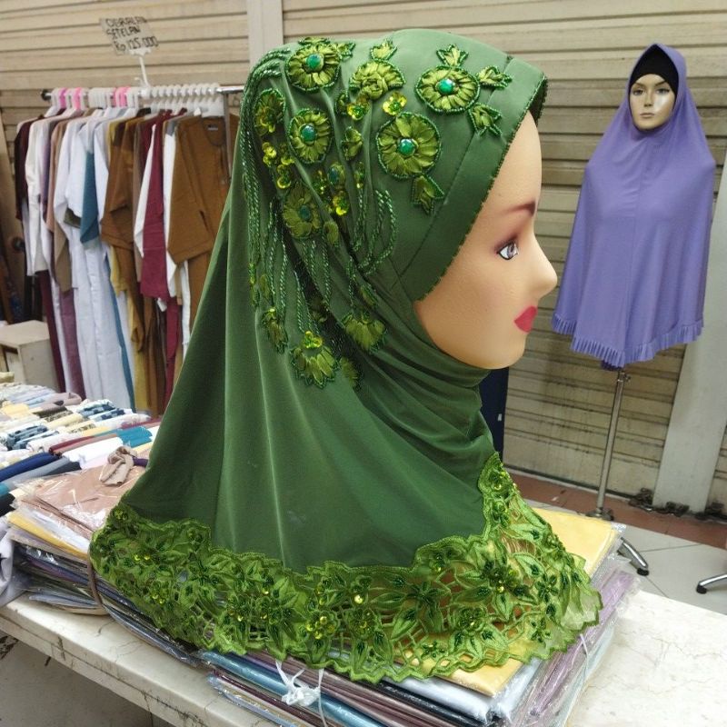 Jilbab Bergo Kerancang, Kombinasi Payet & Kerancang Padang, Bahan Spandek Sutra, Kualitas SUPER