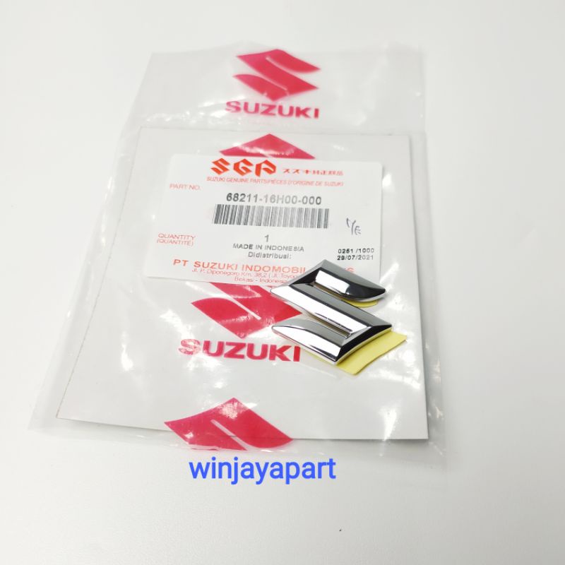68211-16H00-000 LOGO - EMBLEM KECIL SUZUKI SATRIA FU. SHOGUN 125 ORIGINAL SGP SUZUKI GENUINE PARTS