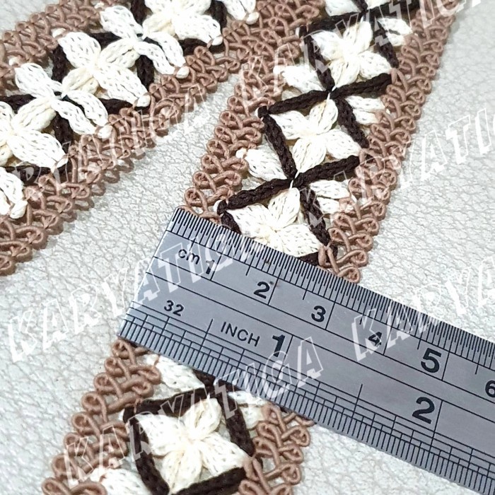 Renda Silang Laba Laba Lebar 3.3 cm - Lis Coklat Susu (isi 20 Yard)