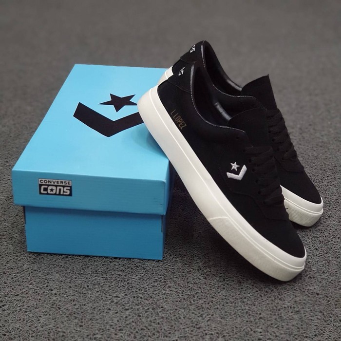 SEPATU SNEAKERS PRIA CONVERSE LOUIE LOPEZ BLACK