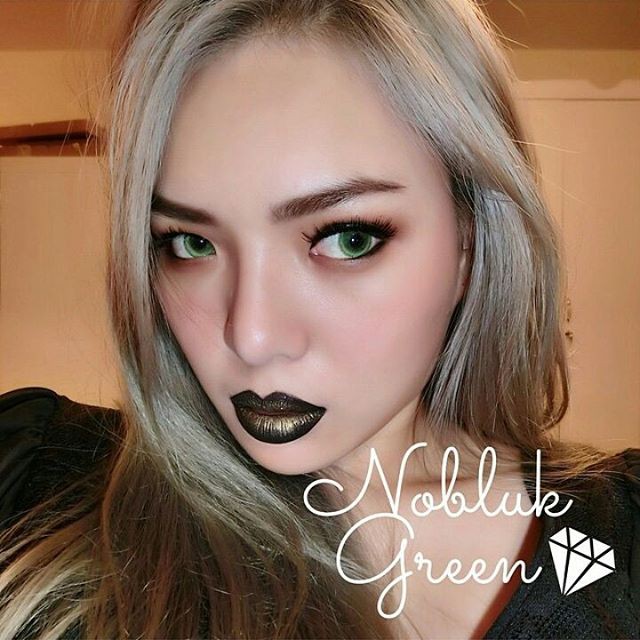 NOBLUK By Dreamcolor