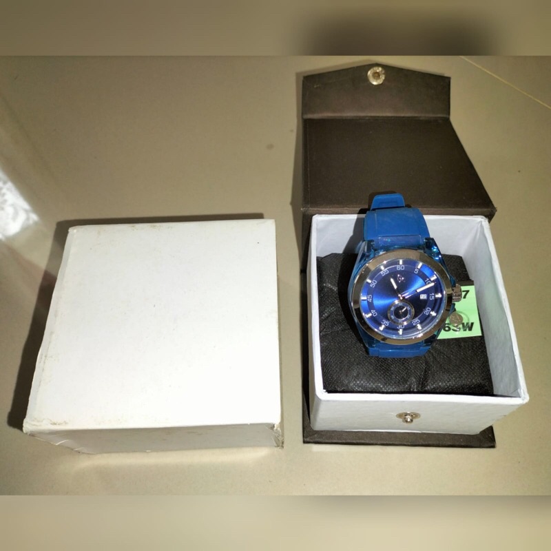 Preloved Jam Tangan Gucci