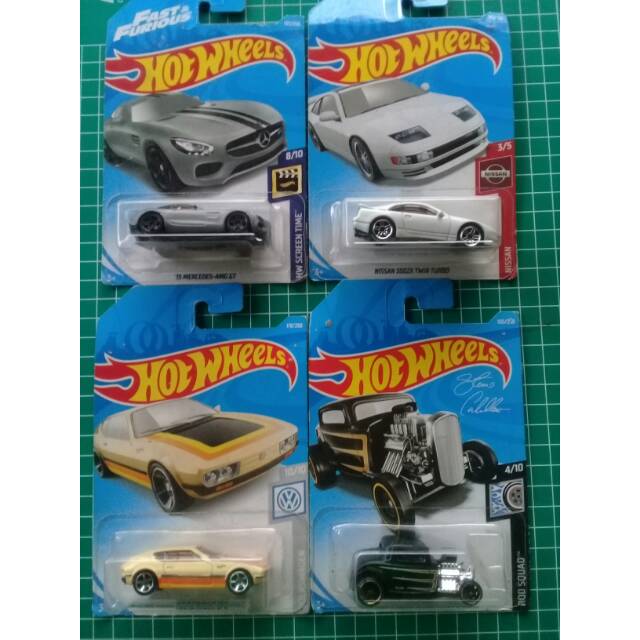 Hotwheels / Hot Wheels Real Diecast NISSAN 300ZX / MERCEDES-AMG GT / VW SP2 / FORD SQUAD