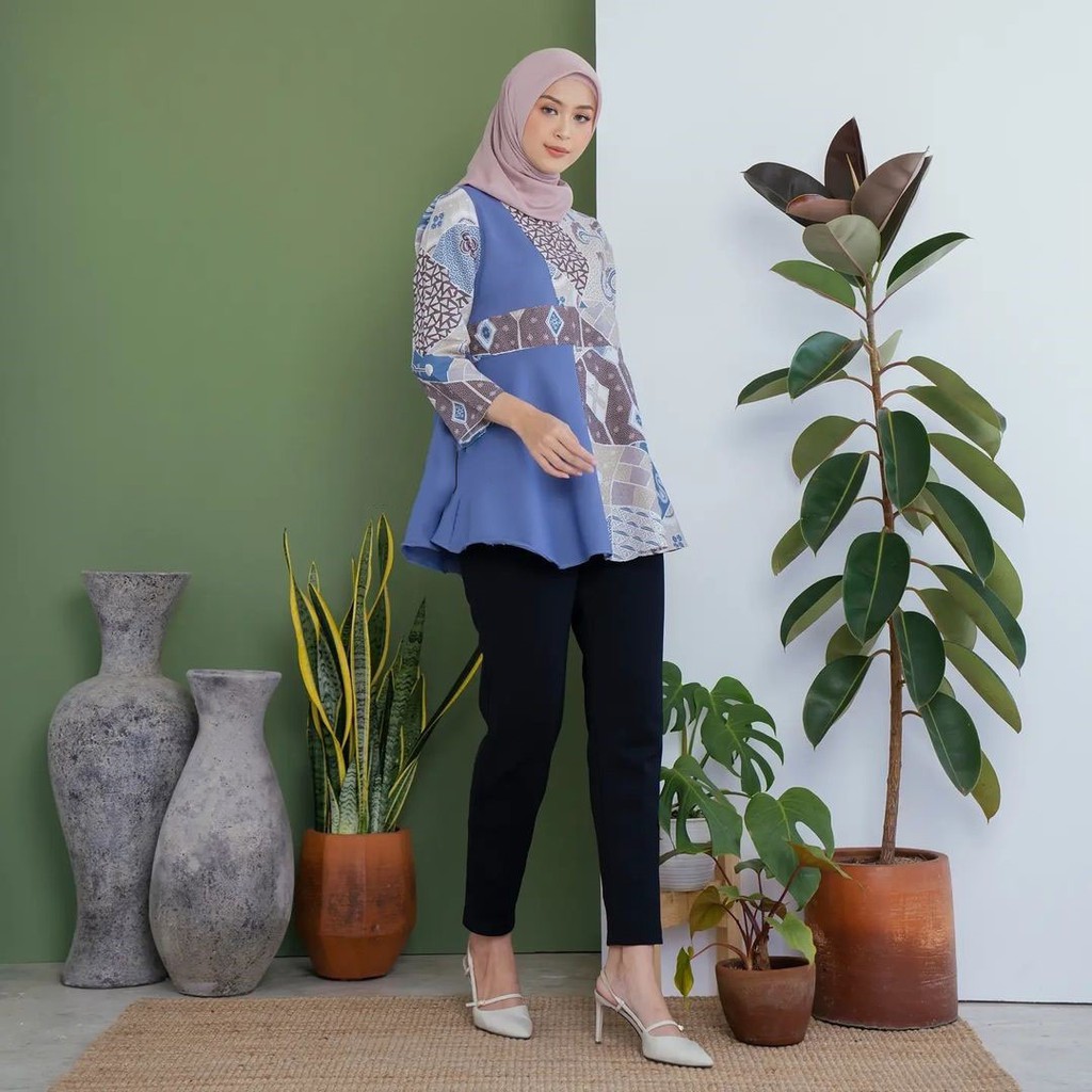 Blouse Mika Batik Wanita Modern Lengan Panjang Batik Irma