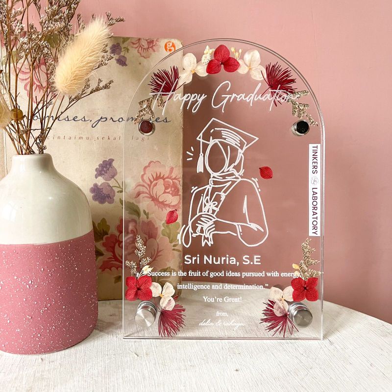

Becca Acrylic Gift / Birthday / Graduation / Wedding Giftbox & Hampers