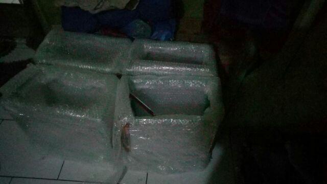 Aquarium Es Buah Akrilik Ukuran Sedang