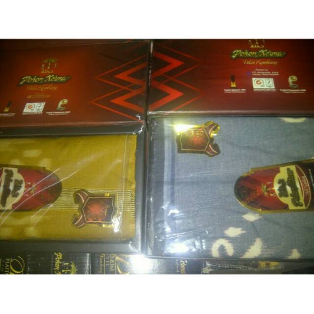 Sarung Tenun Pohon Korma Polos Kembang Kerapatan 9000 Benang