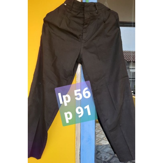 preloved / bekas celana sekolah hitam sekolah smp, seragam sekolah