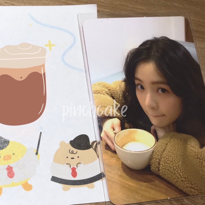 [NOT FOR SALE] RED VELVET - QUEENDOM PHOTOCARD (IRENE LATTE/QUEENS VER.)