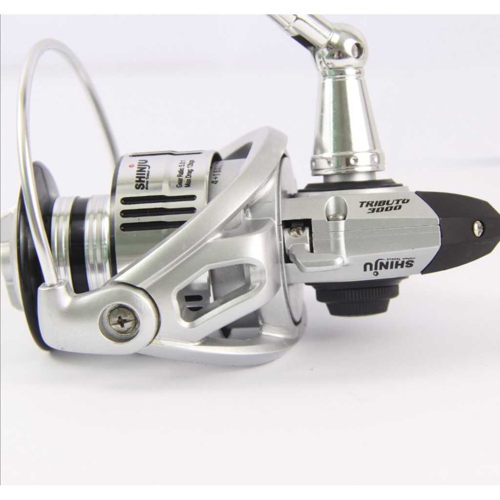 Shinju Tributo Spinning Fishing Reel. Power Handle