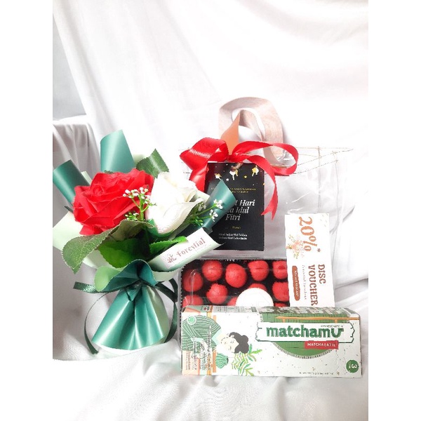 

Hampers Wisuda | Loubi Bag | Kue Kering Hari Raya Idul Fitri | Goodie Bag Tas Mika