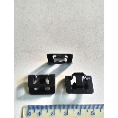 KLIP KANCING MOUNTING PENJEPIT PELIPIT KACA MOBIL BAGIAN LUAR DALAM UNIVERSAL