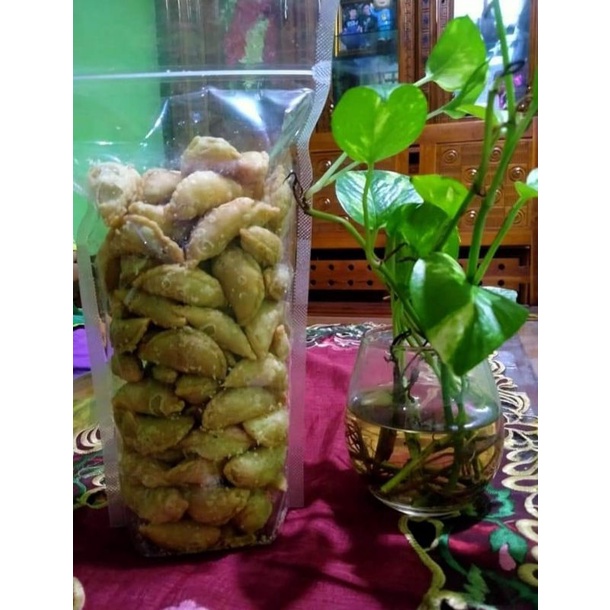 

Pastel mini isi Abon sapi