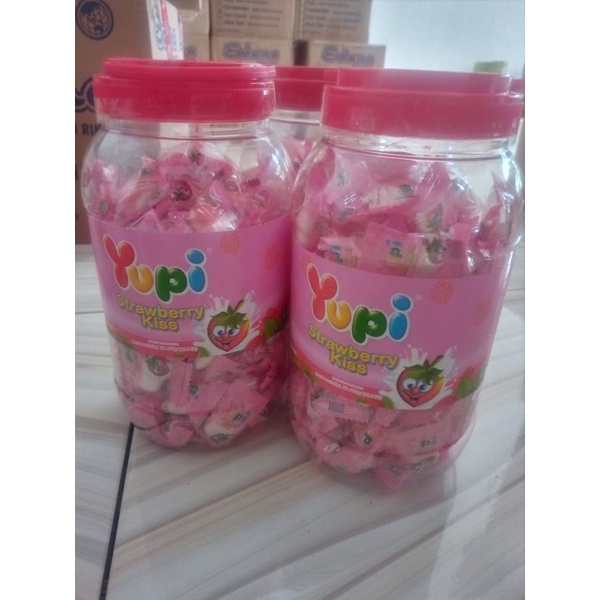 

Permen Yupi Kiss Toples!! isi 300 Gram