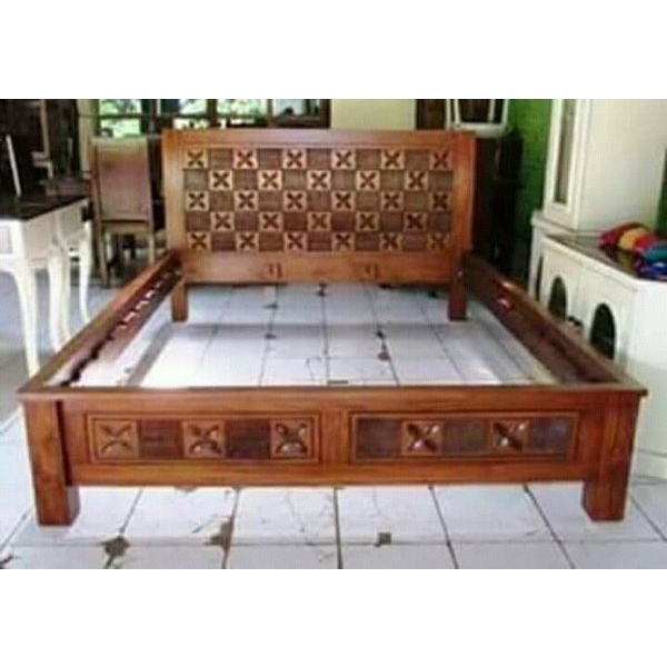 dipan tempat tidur Kayu Minimalis Ukir