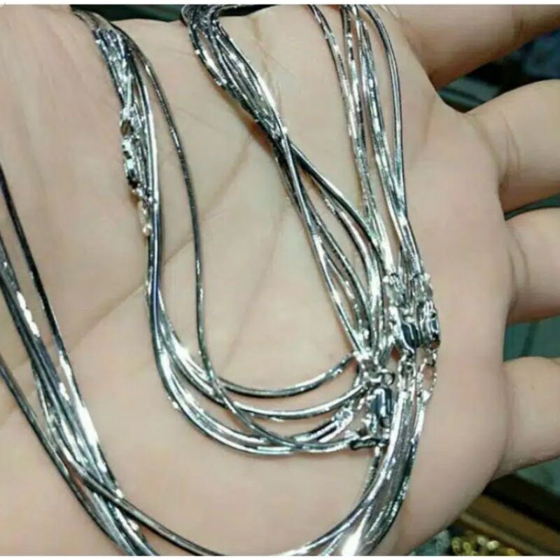 kalung italy (emas putih)