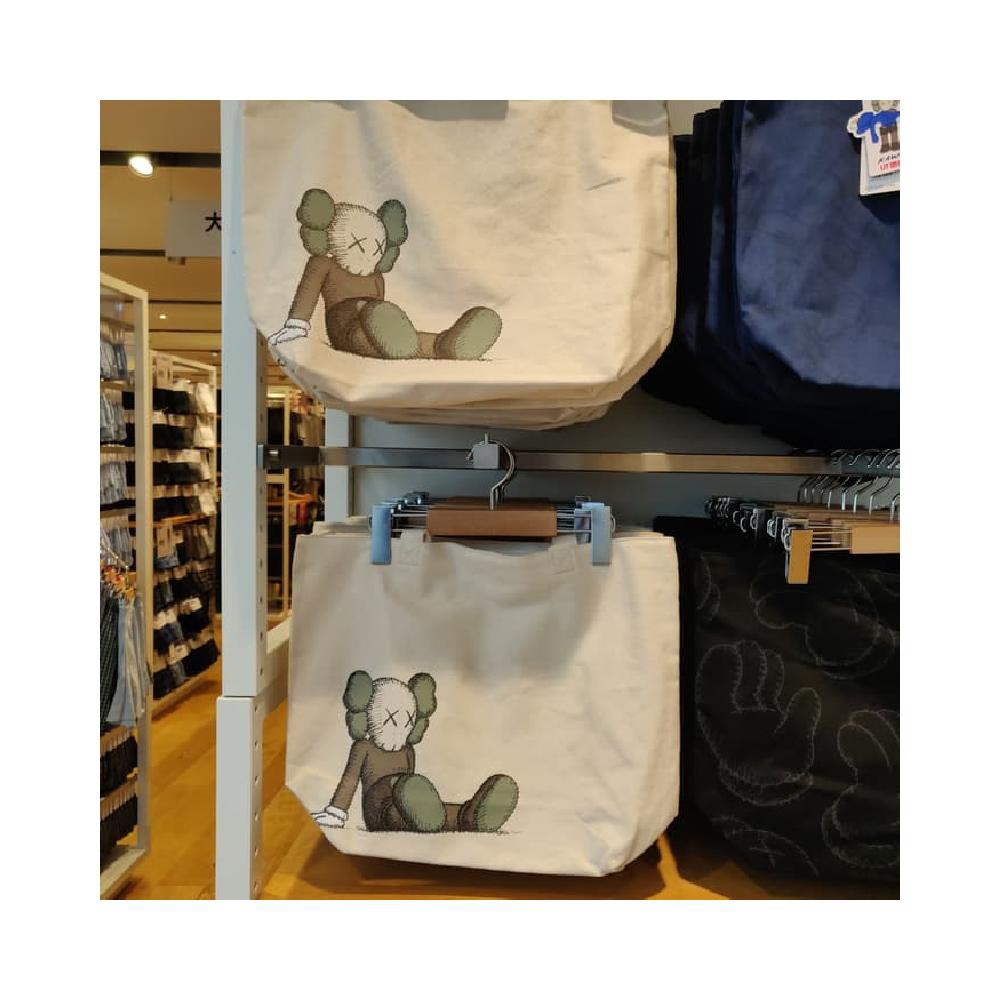 Uniqlo tote bag Kaws original Japan
