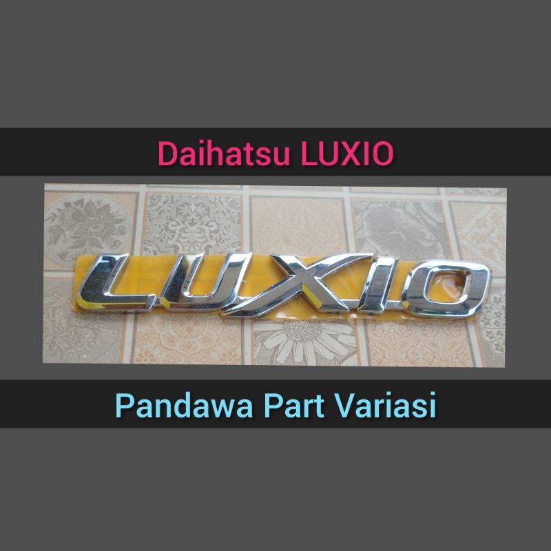 emblem logo tulisan Daihatsu LUXIO