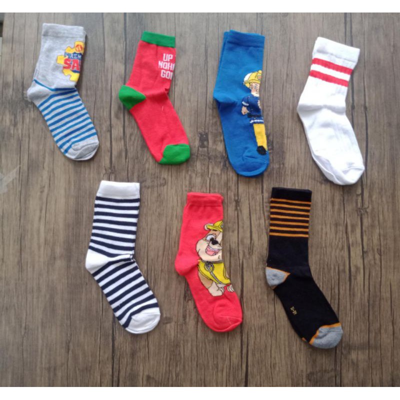 kaos kaki anak karakter lucu panjang motif ukuran TK/SD murah