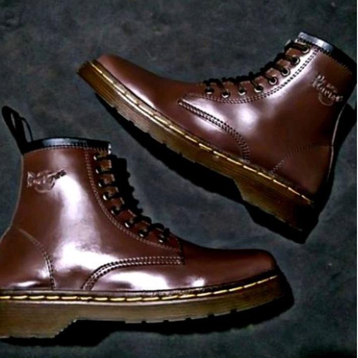 Harga Bersahabat.. sepatu dr martens.sepatu boots.sepatu dokmart.sepatu pria.sepatu marteen. dr mart