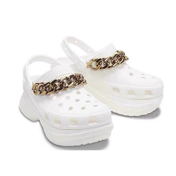 Croc sandal   Classic Bae Clog Chain Embellished / Sandal wanita Crocs classic bae platform by rante